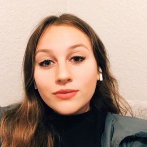 Meet your Posher, Maya